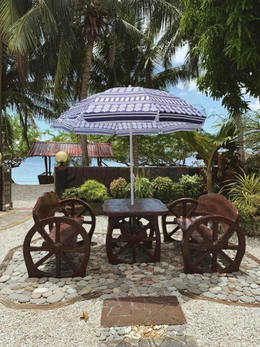 Beach Getaway Studio Villa In Lobo Kültér fotó